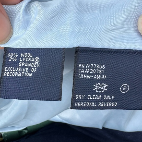 H Hilfiger grey plaid 98% wool blazer w/satin lining / 12 / Excellent condition - Picture 14 of 14